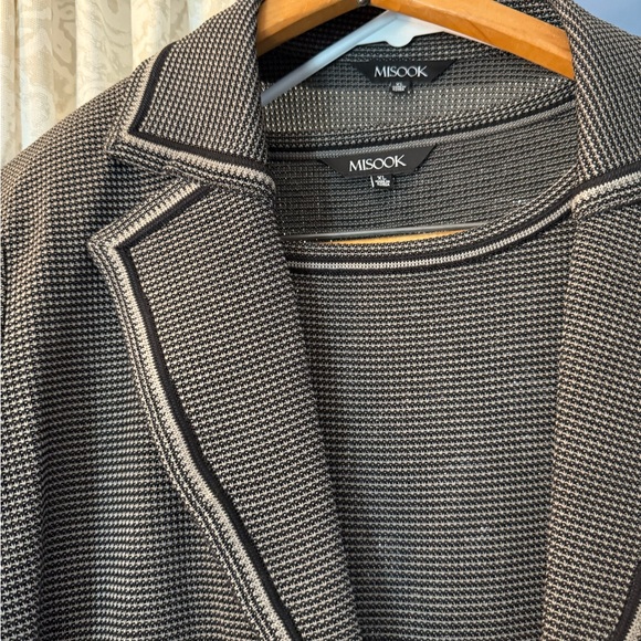 Missok Jacket and Dress - Picture 4 of 5